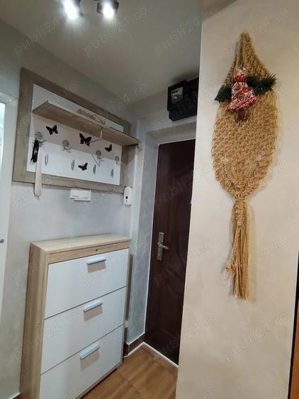 Inchiriez apartament cu 2 camere,persoana fizica - 3