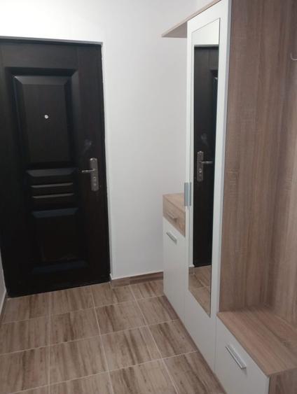 Inchiriez garsoniera - 4