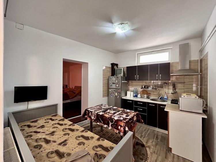 Casa 9 camere, 4 bai, 3 locuri de parcare, Central, Ploiesti - 20