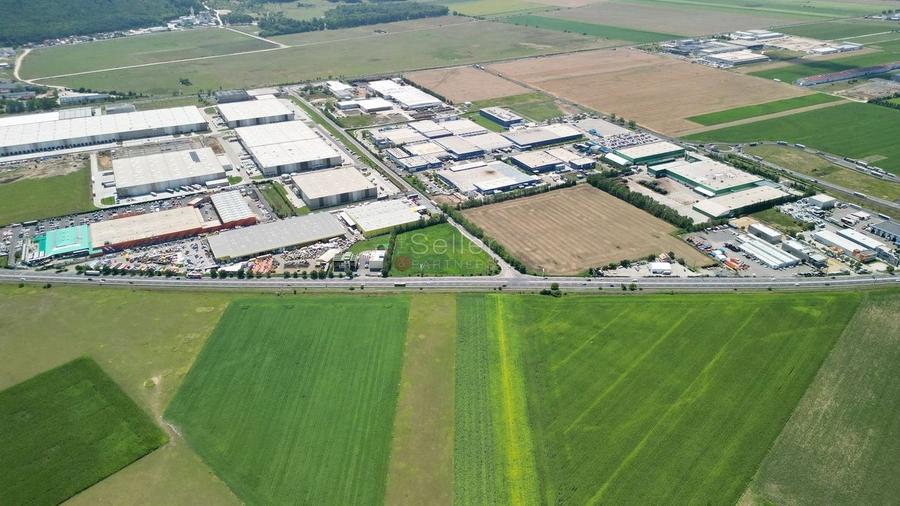 Teren intravilan - 18