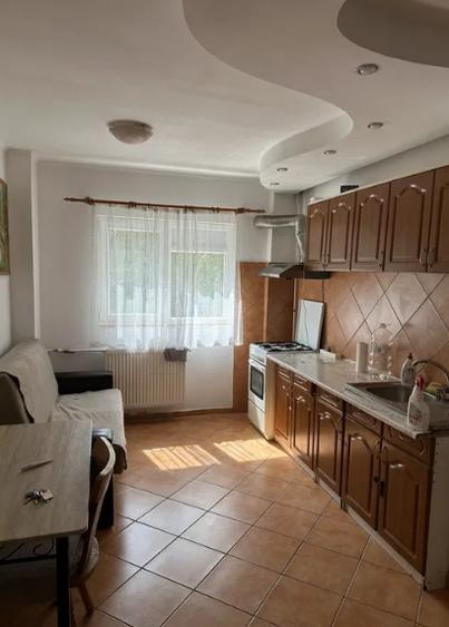 MetrouP-ta Sudului ,Berceni,bl.1980, 1/10, mobilat,utilat,balcon,bucatarie mare. - 4