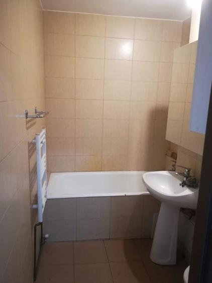 De vanzare Apartament 3 camere Bobocica Vitan - 10