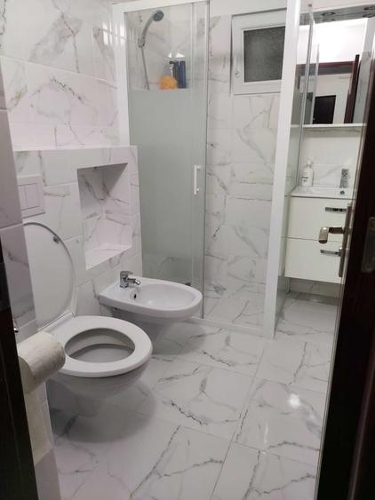 Apartament cu 2 camere decomandat în Nicolina