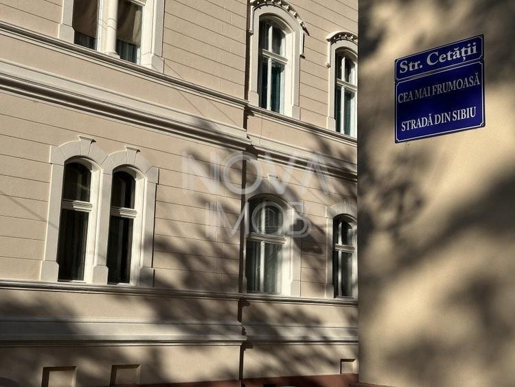 Apartament cu 4 camere decomandat în Ultracentral