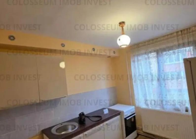 Garsoniera decomandata - zona Astra - 2