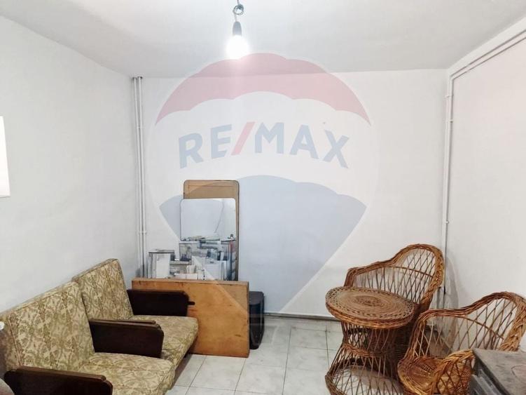 Casă / Vilă  str. Ana Ipatescu S+P+1 , 5 camere , teren - 252 mp - 17