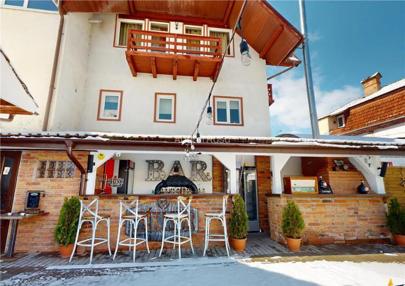 LIVE! Restaurant terasa, Centrul Istoric - Piata Unirii, Bra LIVE! Restaurant terasa, Centrul Istoric - Piata Unirii, Bra