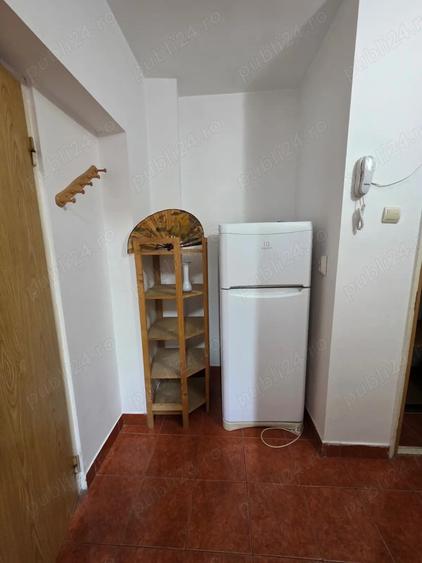 Inchiriez garsoniera mobilata Dristor, metrou, ParkLake - 1