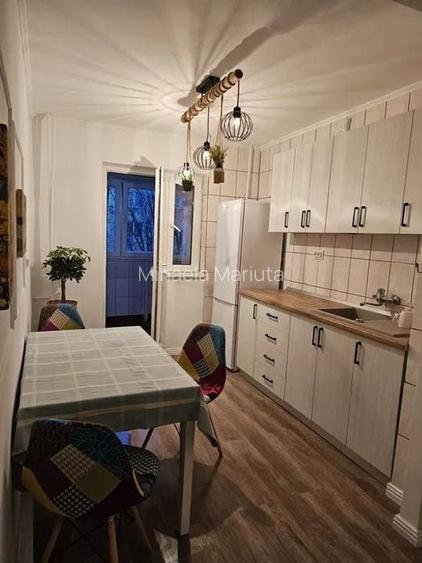 AP. 3 CAMERE - CRANGASI, LOC PARCARE, BOILER, METROU 7 MINUTE