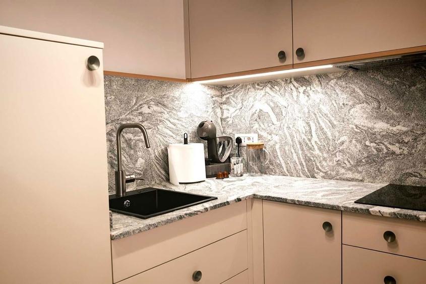 Garsoniera Comfort 1 Targu Neamt | Premium Hotel-Style Apartment - 4