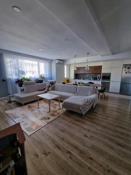 Apartament de vanzare, 3 camere, 80 mp, zona Eroilor! - 9