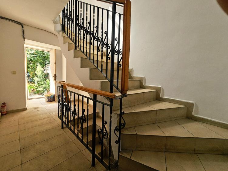 Ferdinand stradal | Vila individuala S+P+2+M | Curte proprie | Constructie 2002 - 14