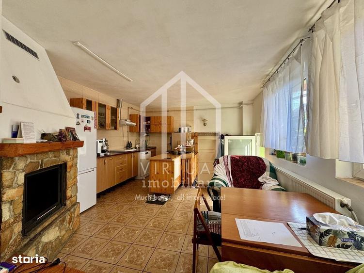 Casa individuala cu 6 camere, 185mp utili, 432mp teren - Lupeni - 9