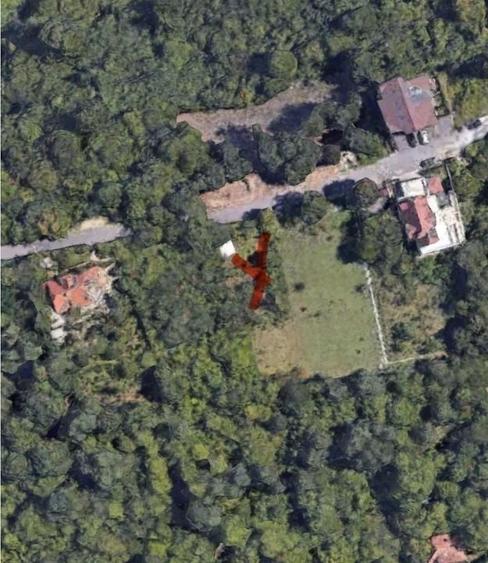 TEREN INTRAVILAN PE DRUMUL DE POIANA - 1