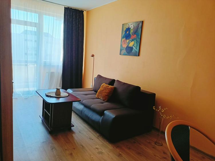 Inchiriez apartament decomandat 1 camera Cetatii- ultracentral - 2