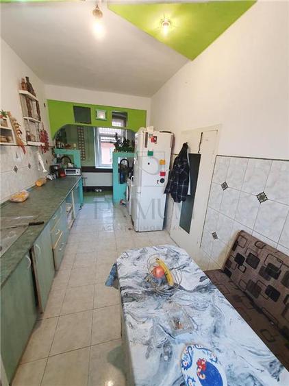 IOSEFIN - 3CAM - SPATIOS - INALT - 2 BAI - CENTRALA/AC - APROAPE DE CENTRU - 8