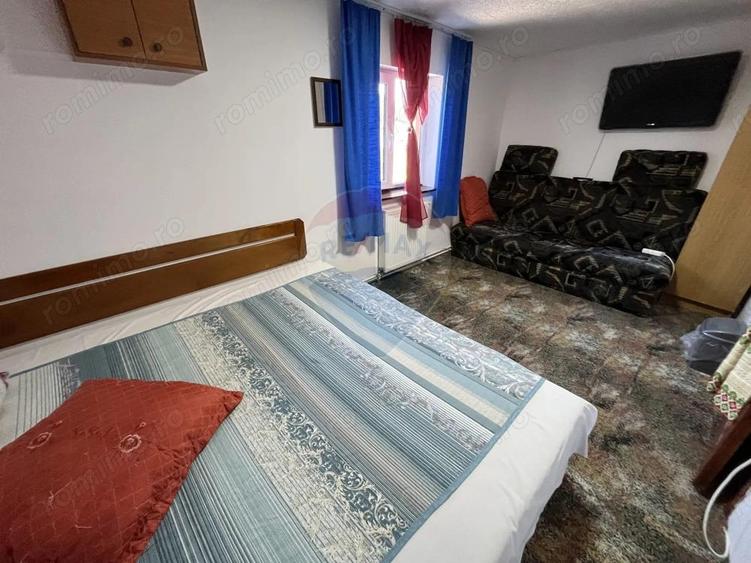 Pensiune de vanzare in varf de munte la Ciocanu - langa Sirnea - 7