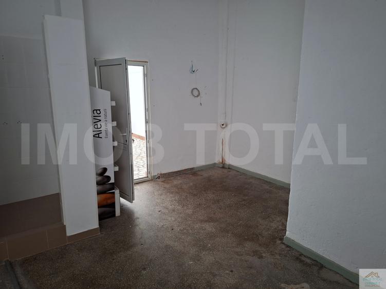Spațiu Comercial 70 mp | Craiovei - Parter, Vitrină, 2 Intrări - 7