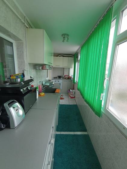 Apartament 3 camere, decomandat, CUG-BRD etaj 3/4 ! RENOVAT - 18