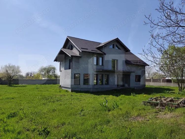 Oportunitate: Vila P+1+M in Titu, 146 mp/nivel, teren 1607 mp - 6