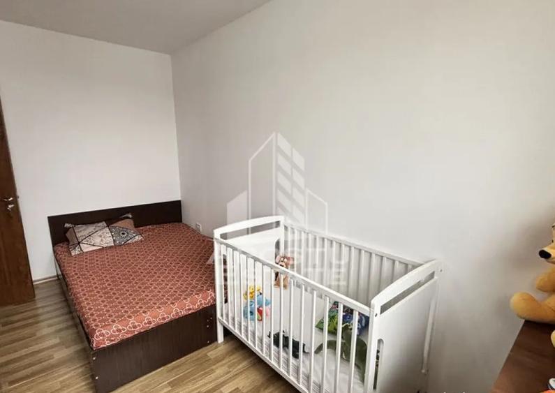 Apartament cu 3 camere, centrala proprie, zona Girocului - 6