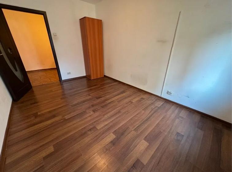 Apartament cu 2 camere, decomandat, zona Dacia - 4