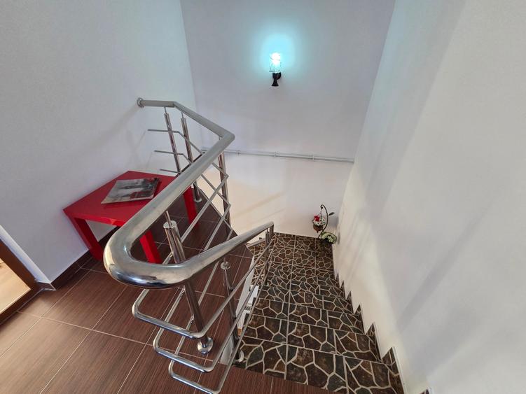 Casă primitoare, 105 m² și curte proprie, în Pantelimon, comision 0% - 17