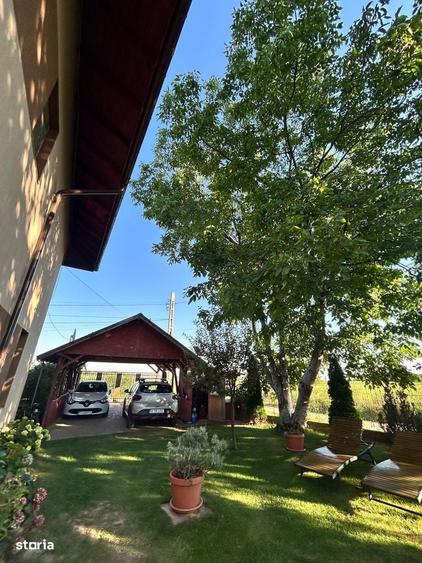 Casă cu 4 camere în Urleta