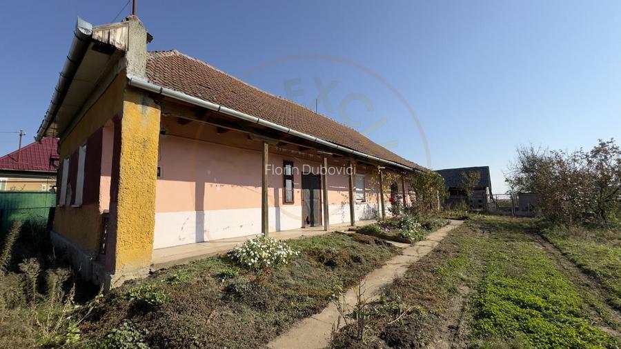 Casa 3 camere, Teren 3466 mp Petresti SM - Comision 0% cumparator