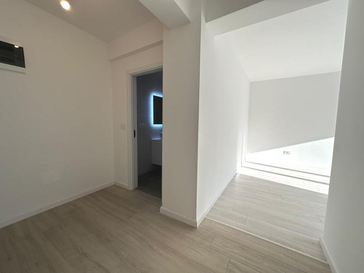 COMISION 0%! 1 CAMERA DECOMANDAT BLOC NOU - 6