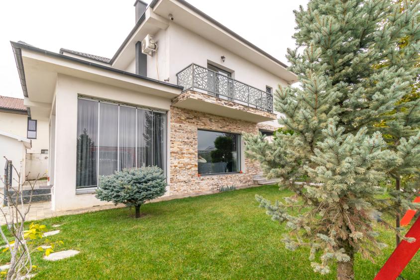 Locuinta construită pentru a fi locuită, nu doar admirată, complet mobilata - 1