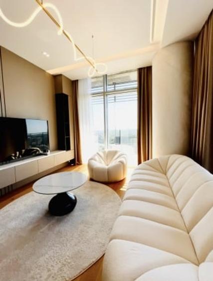 Apartament cu 3 camere semidecomandat, mobilat în Floreasca