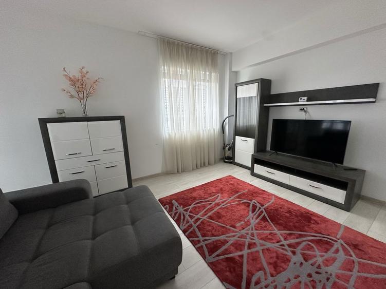 Inchiriez apartament cu 2 CAMERE IN ZONA ULTRACENTRALA - 2