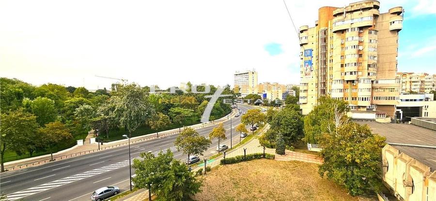 Apartament 3 camere, su.88mp.decomandat, CF.0, - Gara BCR - 1