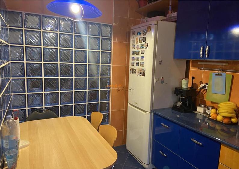 Apartament 4 camere , zona centrala - Inspectoratul Scolar , - 14