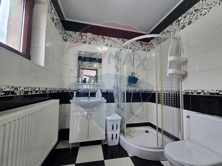 Casă complet renovată, eficientă energetic-Str. Morii nr. 15 - 14