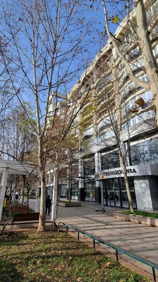 Apartament 3 camere, et.2, stradal Bd. Unirii (Banca Transilvania), S3 - 7