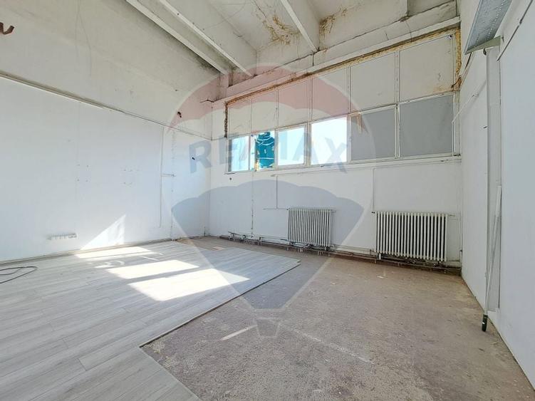 Spațiu comercial de 1500 mp de inchiriat in zona P-ta Presei Libere - 12