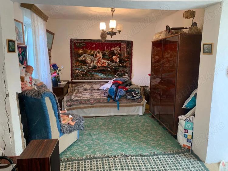 Casa batraneasca+ curte 500mp - 1