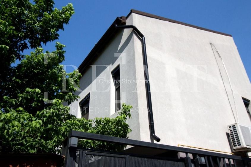 Inchiriere casa / vila 5 camere | Imobil 2013, Singur curte, Metrou | Aviatiei