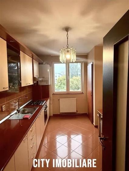 Apartament 2 camere, parcare, mobilat, Andrei Mure?anu. - 3