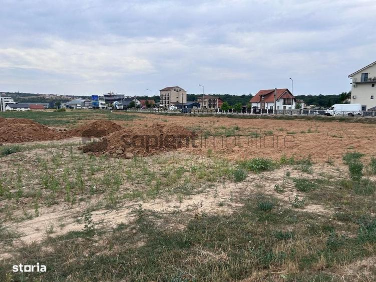 Spațiu comercial, în Sânmartin