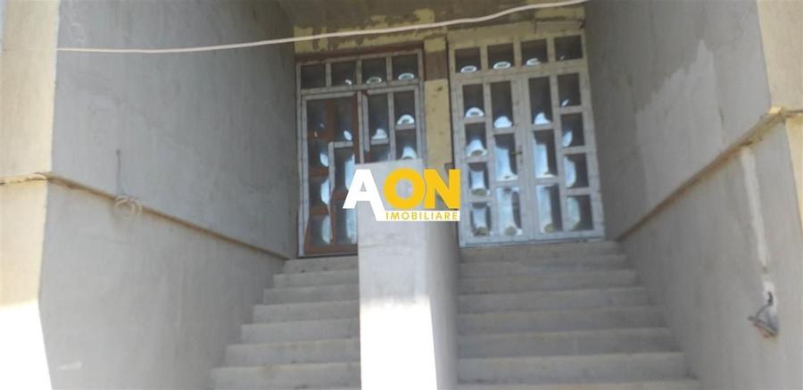 CASA 16 CAMERE 1400 MP TEREN - 3