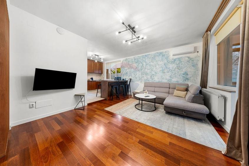 Casa de vanzare cu pozitionare strategica - strada Republicii - 15