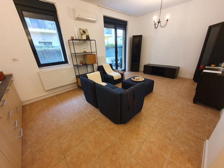 2 camere cu curte proprie, Dumbravita, Strada Barcelona! - 2