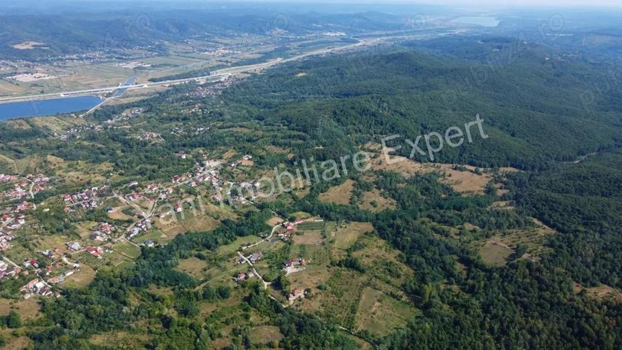 Teren de vanzare in comuna Baicule?ti, sat Valea lui Enache, jude? Arge?. - 1