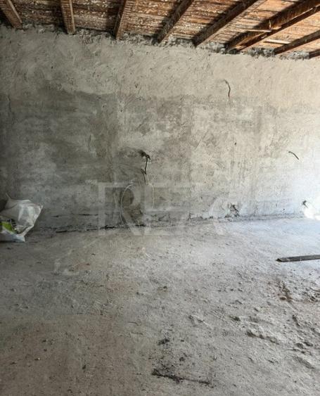 Casa + Curte 1 Mai - 16