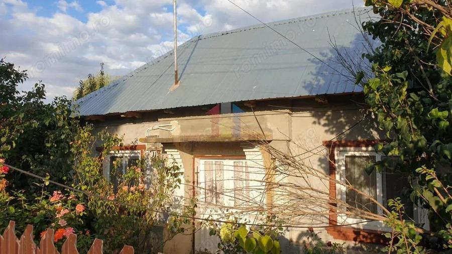 VEZI VIDEO! Super Pret Casa Chiscani 4 cam teren 1.800 mp toate utilitatile - 6