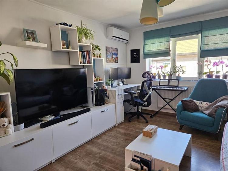 SOARELUI - 3 CAMERE - 2 BAI - DECOMANDAT - CENTRALA PROPRIE - CLIMA - 3