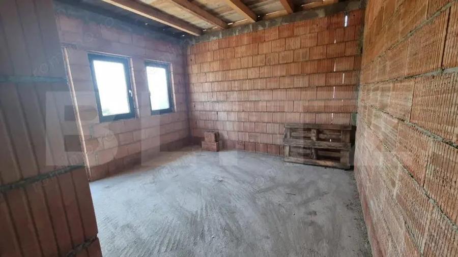 Casa in rosu, 93 mp , zona Martinesti - 3